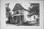 N 89 W 16229 MAIN ST, a Queen Anne house, built in Menomonee Falls, Wisconsin in 1892.