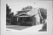 N 88 W 16025-27 PARK BLVD, a Bungalow house, built in Menomonee Falls, Wisconsin in 1916.