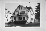 N 88 W 16063-65 PARK BLVD, a Cross Gabled house, built in Menomonee Falls, Wisconsin in .
