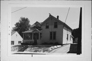 N 90 W 16779 ROOSEVELT DR, a Gabled Ell house, built in Menomonee Falls, Wisconsin in 1873.