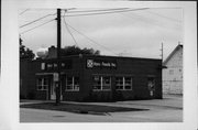 728 CLARENDON AVE, a Contemporary small retail building, built in Mukwonago (village), Wisconsin in 1950.