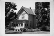 417 DIVISION ST, a Queen Anne house, built in Mukwonago (village), Wisconsin in 1896.