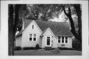 115 OAKLAND AVE 115 OAKLAND AVE, a English Revival Styles house, built in Mukwonago (village), Wisconsin in 1940.