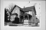 530-532 MADISON ST 530-532 MADISON ST, a Queen Anne house, built in Waukesha, Wisconsin in 1885.