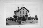 1115 W SUNSET DR, a Front Gabled house, built in Waukesha, Wisconsin in .