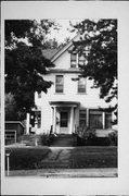 33 N MAIN ST, a Queen Anne house, built in Clintonville, Wisconsin in 1890.