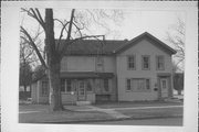 500 S DIVISION ST, a Gabled Ell house, built in Waupaca, Wisconsin in 1868.