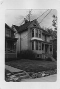 732 E JOHNSON ST, a Queen Anne house, built in Madison, Wisconsin in 1889.