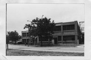 1902 E JOHNSON ST (2002 Pennsylvania Ave), a Astylistic Utilitarian Building warehouse, built in Madison, Wisconsin in 1915.