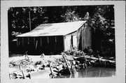 5009 WASHINGTON ST 5009 WASHINGTON ST, a Astylistic Utilitarian Building boat house, built in Winneconne, Wisconsin in .