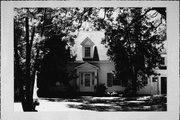 5049 WASHINGTON ST, a Colonial Revival/Georgian Revival house, built in Winneconne, Wisconsin in 1924.