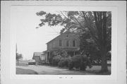 COUNTY HIGHWAY BB, SOUTH SIDE, .7 MILE WEST OF US HIGHWAY 41, a Front Gabled house, built in Menasha, Wisconsin in .