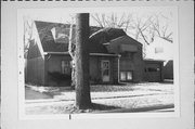 702 KINZIE CT, a Minimal Traditional house, built in Menasha, Wisconsin in 1946.