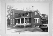 633 MILWAUKEE ST 633 MILWAUKEE ST, a Gabled Ell house, built in Menasha, Wisconsin in 1890.
