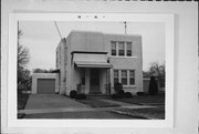 540 RIVERWAY 540 RIVERWAY, a Art Deco house, built in Menasha, Wisconsin in 1935.