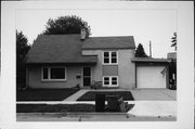 731 CHESTNUT ST, a Contemporary house, built in Neenah, Wisconsin in 1948.