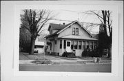 242 E COLUMBIAN 242 E COLUMBIAN, a Bungalow house, built in Neenah, Wisconsin in 1920.