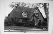 345 E DOTY AVE 345 E DOTY AVE, a English Revival Styles house, built in Neenah, Wisconsin in 1928.