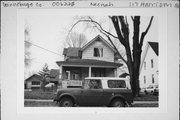 117 HARRISON ST, a Queen Anne house, built in Neenah, Wisconsin in 1893.
