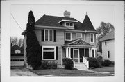 213 HIGH ST, a Queen Anne house, built in Neenah, Wisconsin in 1898.