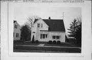 217 LINDEN COURT (SHORT ST) 217 LINDEN COURT (SHORT ST), a Side Gabled house, built in Neenah, Wisconsin in 1916.