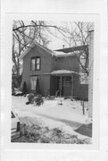 109 SPRING ST, a Gabled Ell house, built in Cambridge, Wisconsin in .