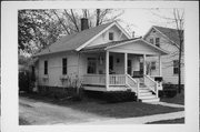 426 WASHINGTON AVE, a Front Gabled house, built in Neenah, Wisconsin in 1923.