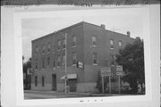 207 W MAIN ST, a Commercial Vernacular hotel/motel, built in Omro, Wisconsin in 1874.