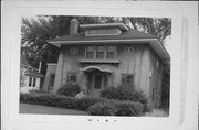 331 W 15TH AVE, a Prairie School house, built in Oshkosh, Wisconsin in 1916.