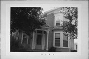 1723 CENTRAL ST, a Queen Anne house, built in Oshkosh, Wisconsin in .