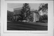 207 E IRVING AVE, a Italianate school – elem/middle/jr high/high, built in Oshkosh, Wisconsin in 1875.