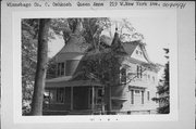219 W NEW YORK AVE 219 W NEW YORK AVE, a Queen Anne house, built in Oshkosh, Wisconsin in 1895.