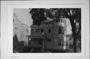 303 WASHINGTON AVE, a Queen Anne house, built in Oshkosh, Wisconsin in 1891.