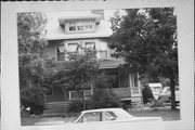 816 WASHINGTON AVE, a American Foursquare house, built in Oshkosh, Wisconsin in 1899.