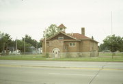 3550 8TH ST, a Other Vernacular elementary, middle, jr.high, or high, built in Wisconsin Rapids, Wisconsin in 1913.
