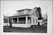 913 S CEDAR AVE, a Bungalow house, built in Marshfield, Wisconsin in .