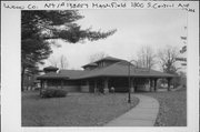1800 S CENTRAL AVE 1800 S CENTRAL AVE, a Contemporary park shelter/building, built in Marshfield, Wisconsin in 2003.
