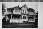 117 S CHERRY AVE, a Queen Anne house, built in Marshfield, Wisconsin in 1891.