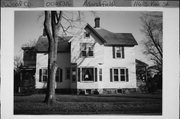 116 S VINE AVE, a Queen Anne house, built in Marshfield, Wisconsin in 1890.