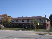 7211-7341 W Dreyer Pl (7205-7333 W Beloit Rd, 2521-2529 S 72 St), a Ranch apartment/condominium, built in West Allis, Wisconsin in 1949.