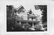 2002 MADISON ST, a Queen Anne duplex/two-flat, built in Madison, Wisconsin in 1908.