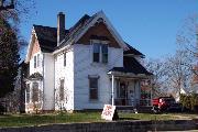 433 S 1ST ST, a Queen Anne house, built in Evansville, Wisconsin in .