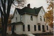 155 BRANCH ST / STATE HIGHWAY 83, a Queen Anne house, built in Hartford, Wisconsin in 1898.