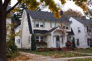 5954 N KENT AVE 5954 N KENT AVE, a Colonial Revival/Georgian Revival house, built in Whitefish Bay, Wisconsin in 1927.