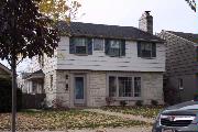 5905 N BERKELEY BLVD 5905 N BERKELEY BLVD, a Colonial Revival/Georgian Revival house, built in Whitefish Bay, Wisconsin in 1950.