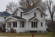 2026 9TH ST, a Craftsman house, built in Eau Claire, Wisconsin in 1924.