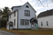 1005 BARLAND ST, a Front Gabled house, built in Eau Claire, Wisconsin in .