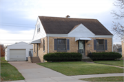1423 HOOVER AVE 1423 HOOVER AVE, a Side Gabled house, built in Eau Claire, Wisconsin in 1944.
