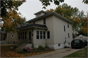 626 S MADISON ST, a Other Vernacular house, built in Green Bay, Wisconsin in 1910.