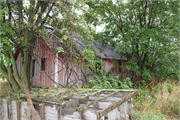 W983 STATE HIGHWAY 73, a Astylistic Utilitarian Building Agricultural - outbuilding, built in Albion, Wisconsin in 1915.